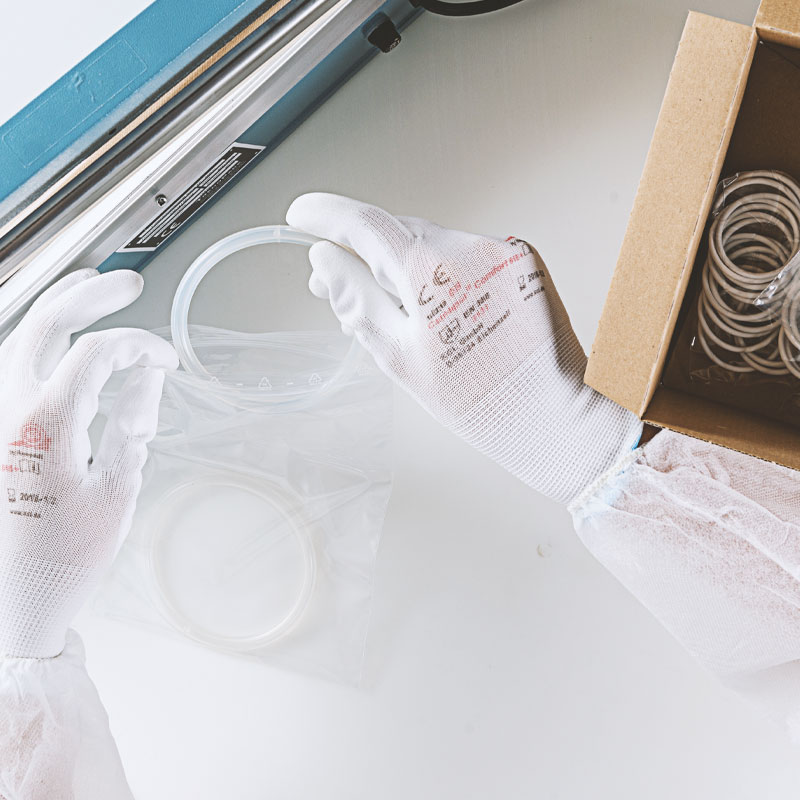 Montage — günstig auch bei kleinen Baugruppen. Wir sind Ihr Partner für die Montage kleiner Baugruppen und passen uns flexibel an Ihre individuellen Anforderungen an.